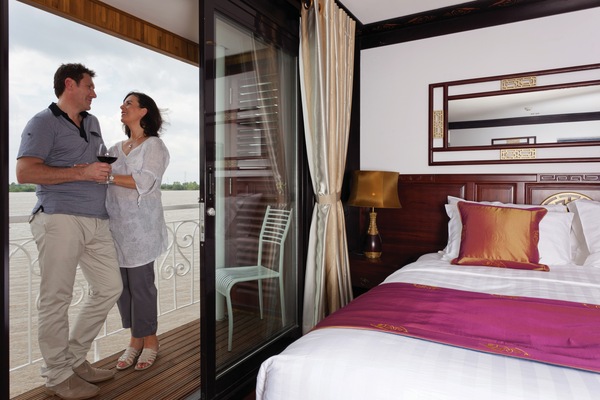 Travelmarvel RV Lotus Sadec Suite Lifestyle 2 ©Travelmarvel.jpg